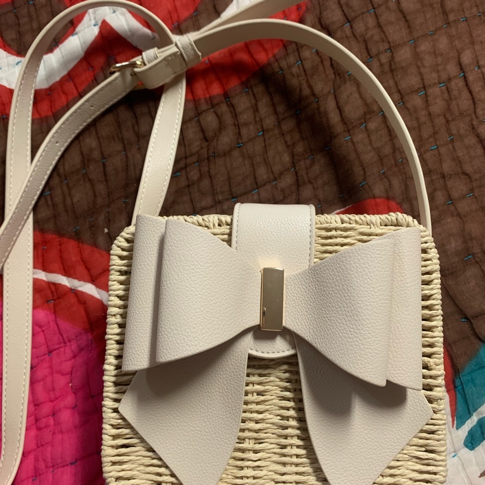 Bow and Wicker Bag